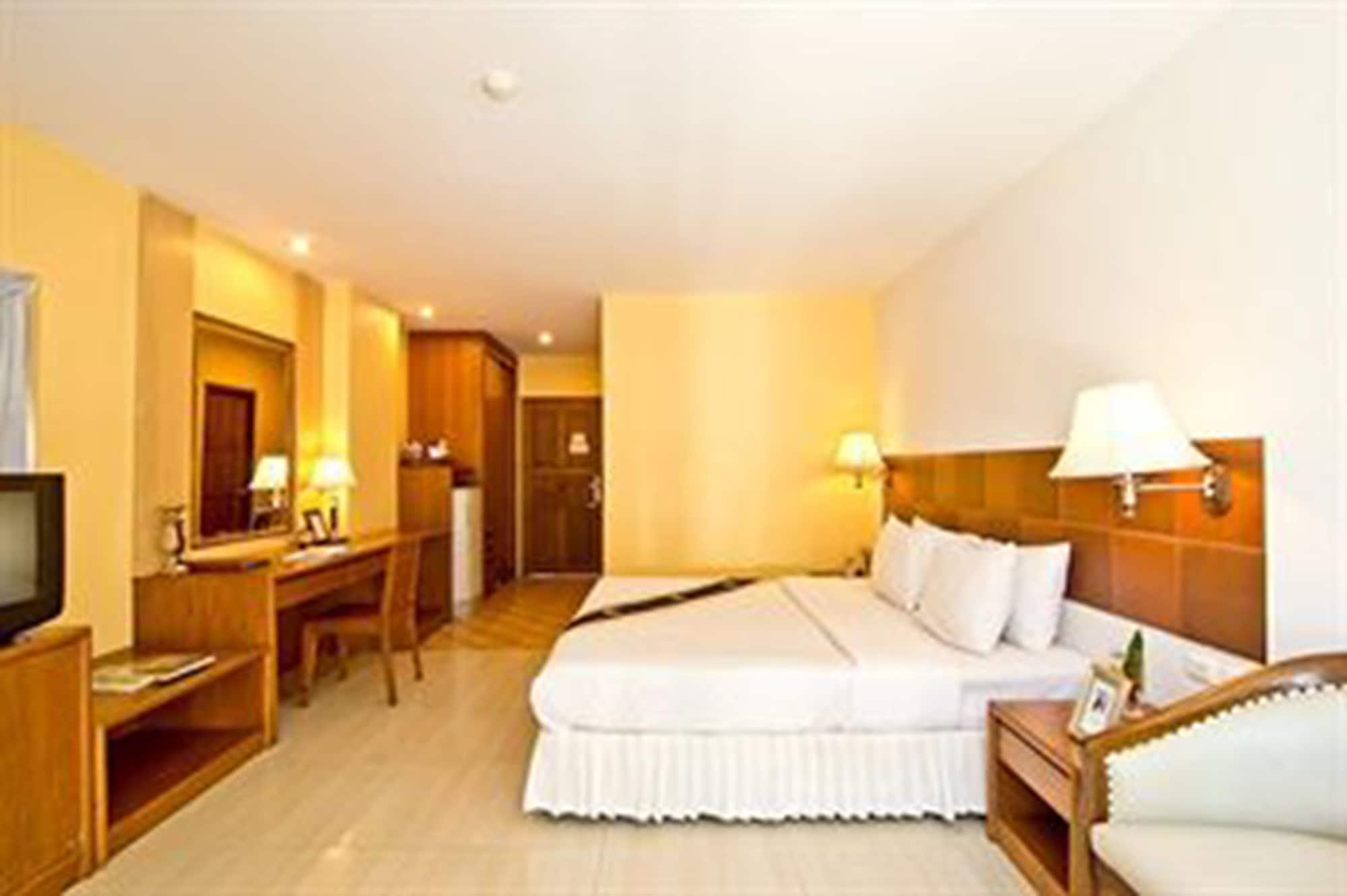Best Beach Villa Pattaya Luaran gambar