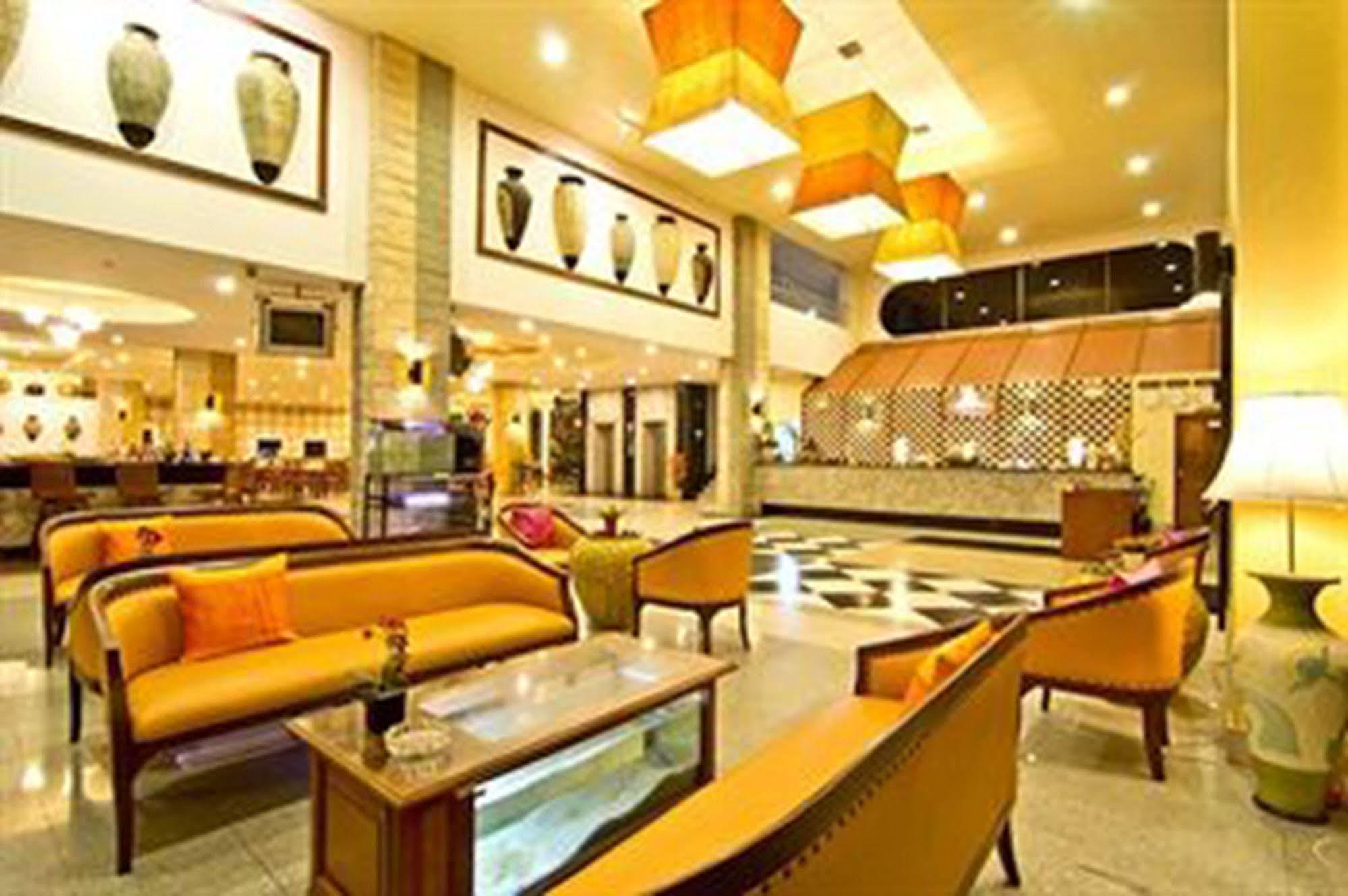 Best Beach Villa Pattaya Luaran gambar